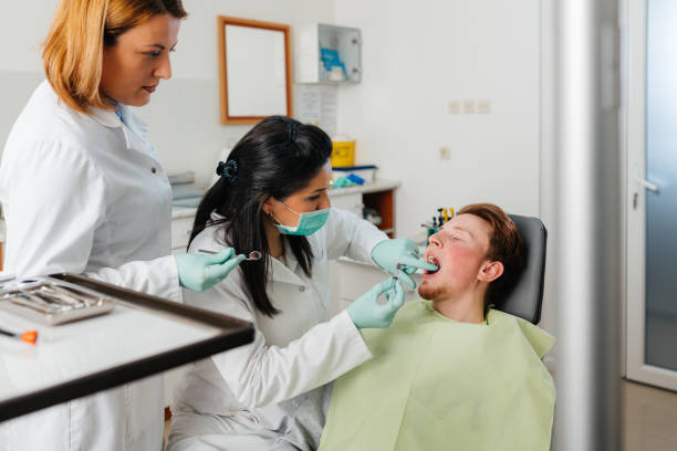 Best Emergency Cosmetic Dentistry (e.g., broken veneers) in Buzzards Bay, MA